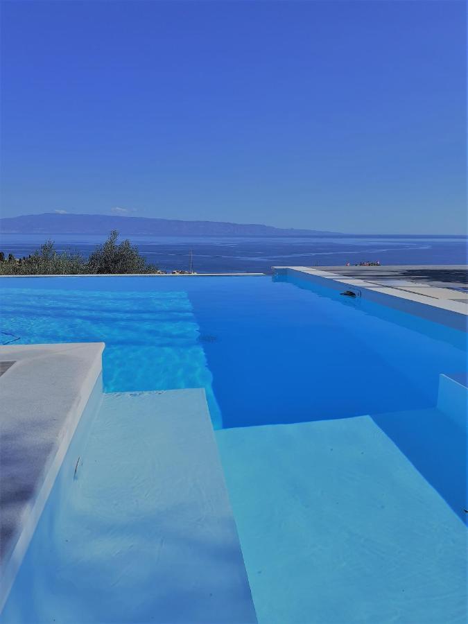 Villa Infinity ∞ Santa Teresa Di Riva Luaran gambar