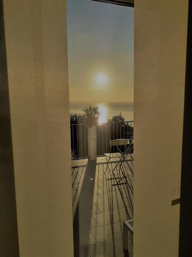 Villa Infinity ∞ Santa Teresa Di Riva Luaran gambar