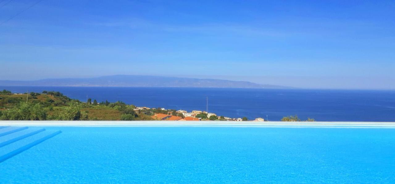 Villa Infinity ∞ Santa Teresa Di Riva Luaran gambar