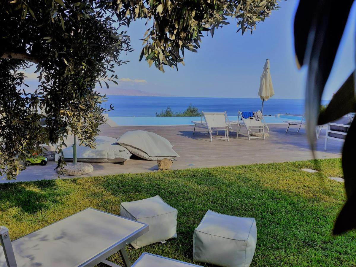 Villa Infinity ∞ Santa Teresa Di Riva Luaran gambar
